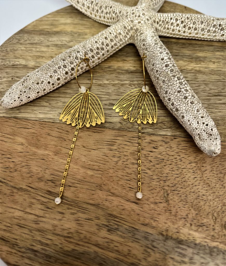 Boucles d'Oreilles Fleur de Muguet Acier Inoxydable & Perle Nacrée