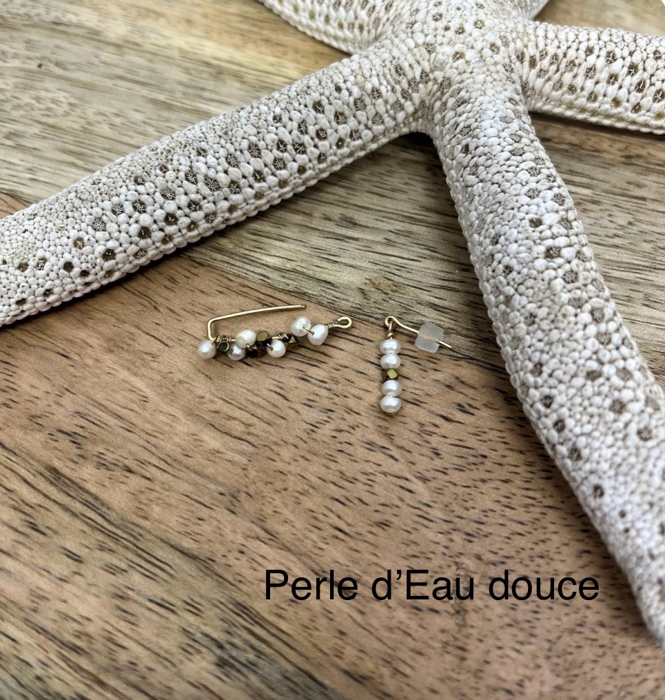 Boucles d'Oreilles Asymétriques ou Monoboucle Sia Originale 