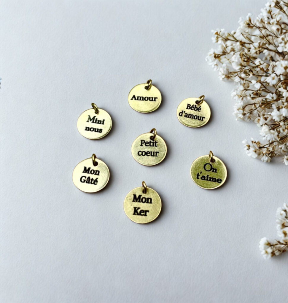 Médaillons gravés - LzaCréa