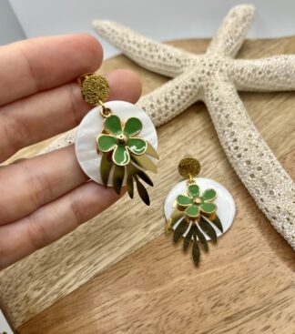 Boucles d’Oreilles Feuille de Nacre